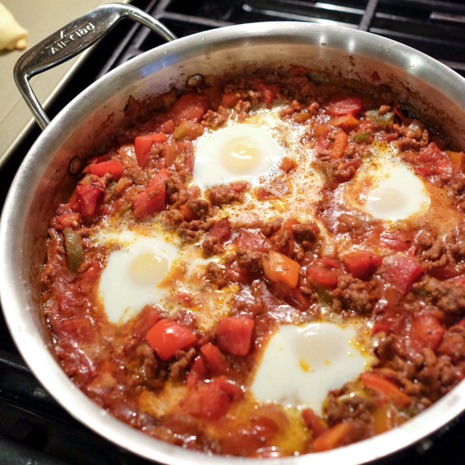 Spicy tomato sauce with ground beef, veggies and egg